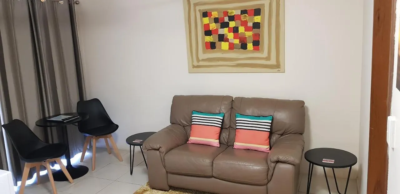 Gold Coast Airport Motel - Only 300 Meters To Airport Terminal