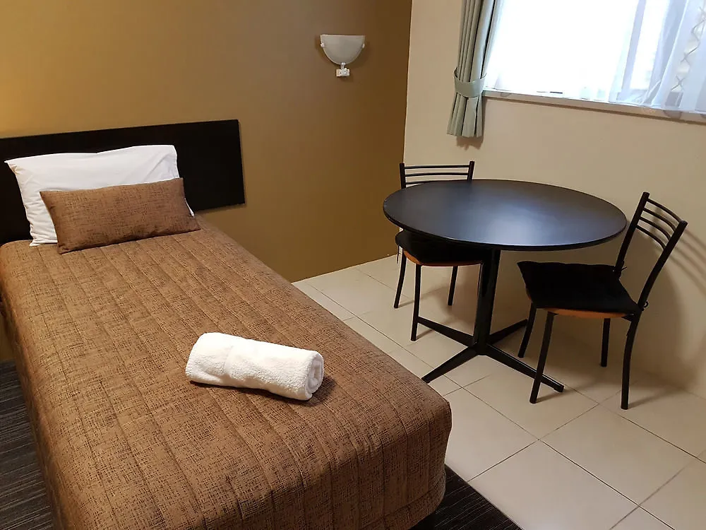 Gold Coast Airport Motel - Only 300 Meters To Airport Terminal 3*, Gold Coast Australia
