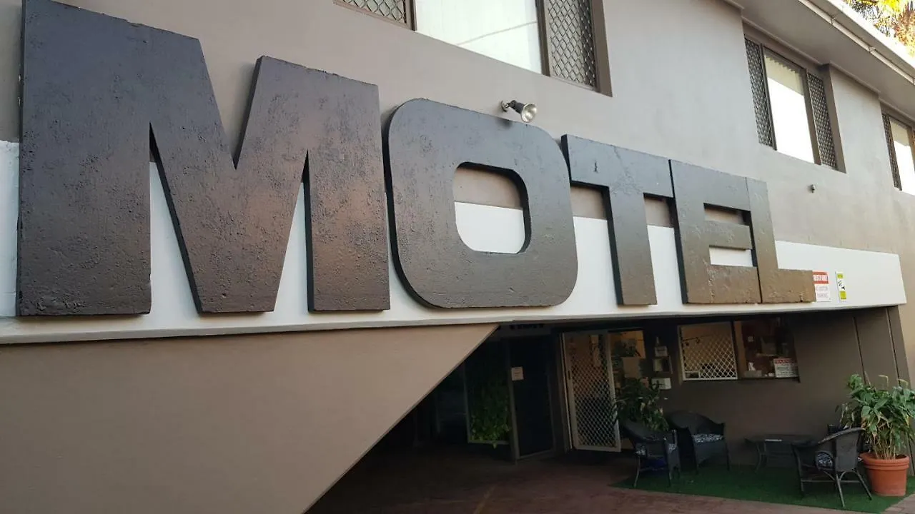 Gold Coast Airport Motel - Only 300 Meters To Airport Terminal