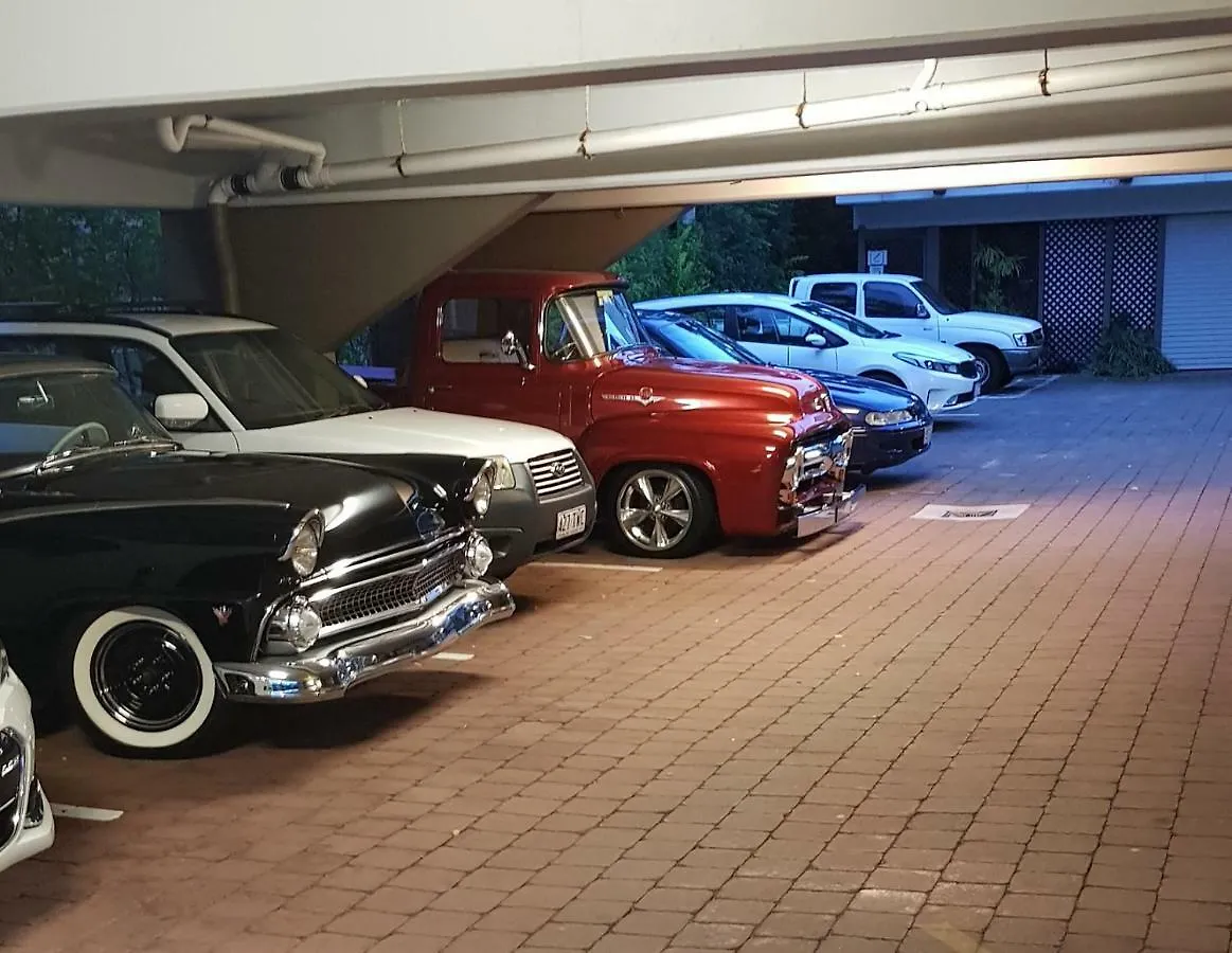 Gold Coast Airport Motel - Only 300 Meters To Airport Terminal 3*, Gold Coast
