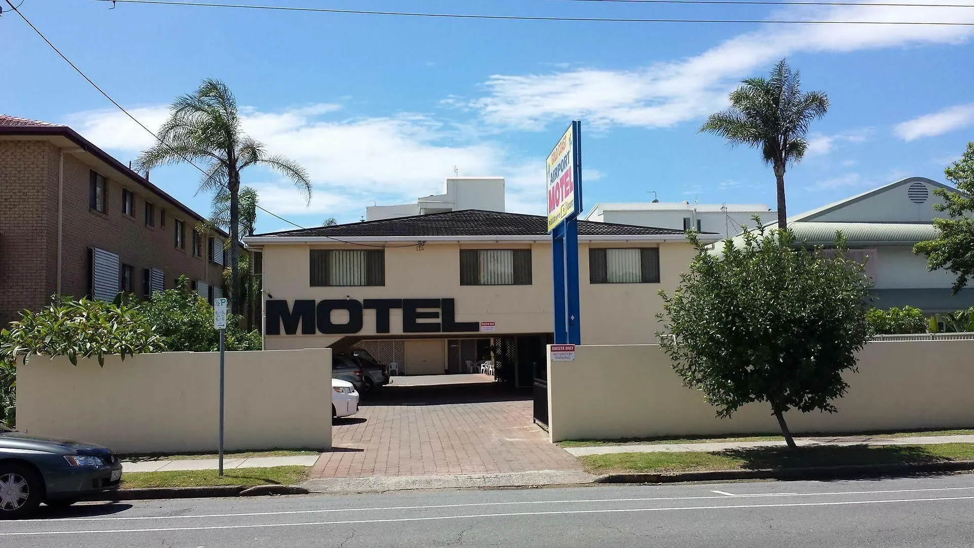Gold Coast Airport Motel - Only 300 Meters To Airport Terminal  Голд-Кост